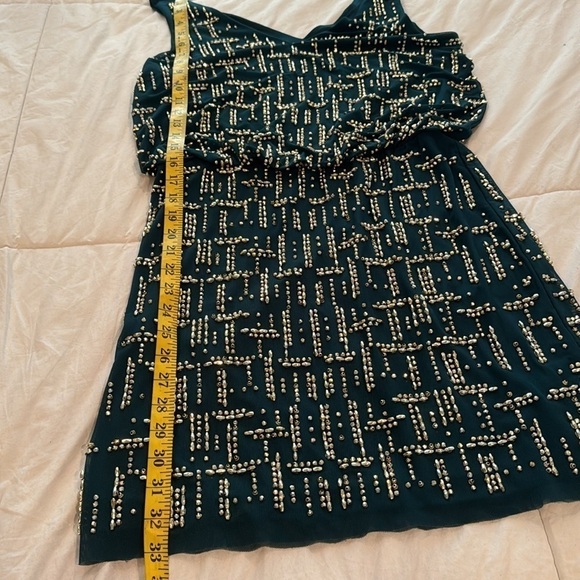 Cache green dress with gold beads - Picture 9 of 11